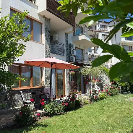 Sea Garden Escape - Byala Appartement *